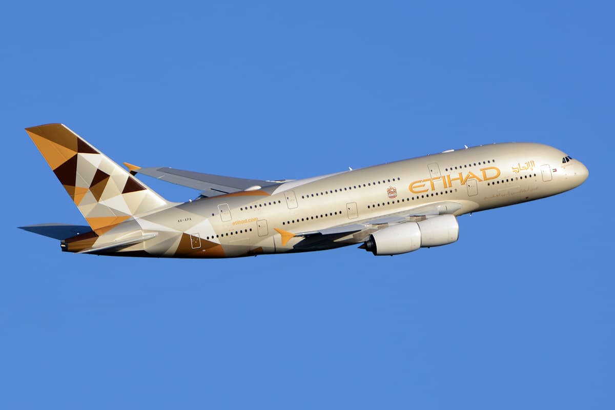 Etihad Airways Flight Compensation: EU261 Rights Guide
